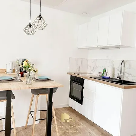 Apartament Les Volets Bleus, T2 Moderne Et Spacieux